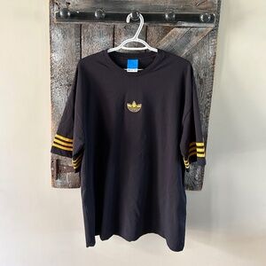 Men's adidas Short Sleeve T-Shirt Black & Gold